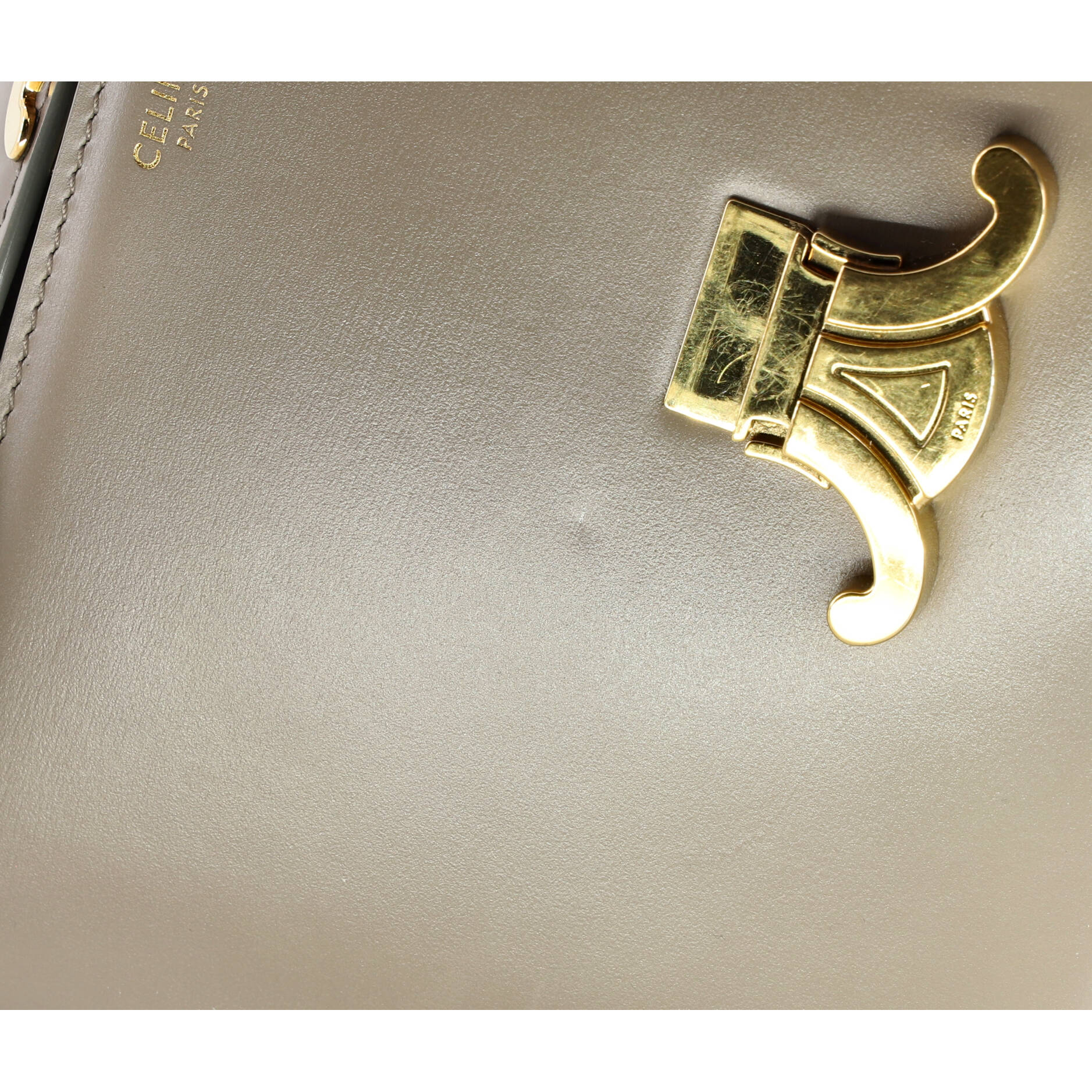 Triomphe Shoulder Bag Smooth Calfskin Medium - Image 6