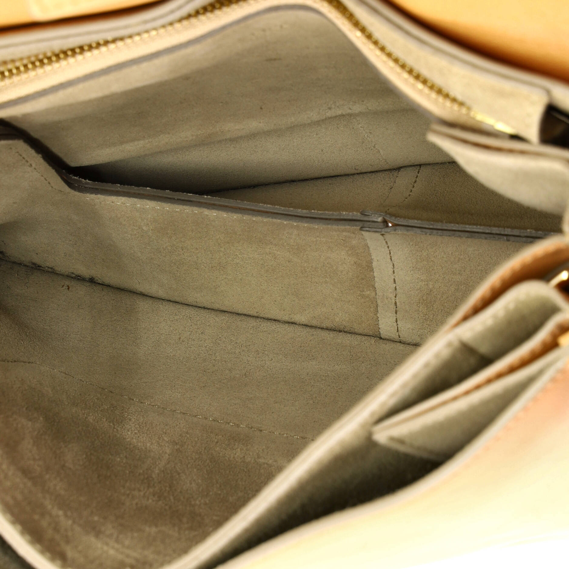 Faye Shoulder Bag Leather Medium - Image 5