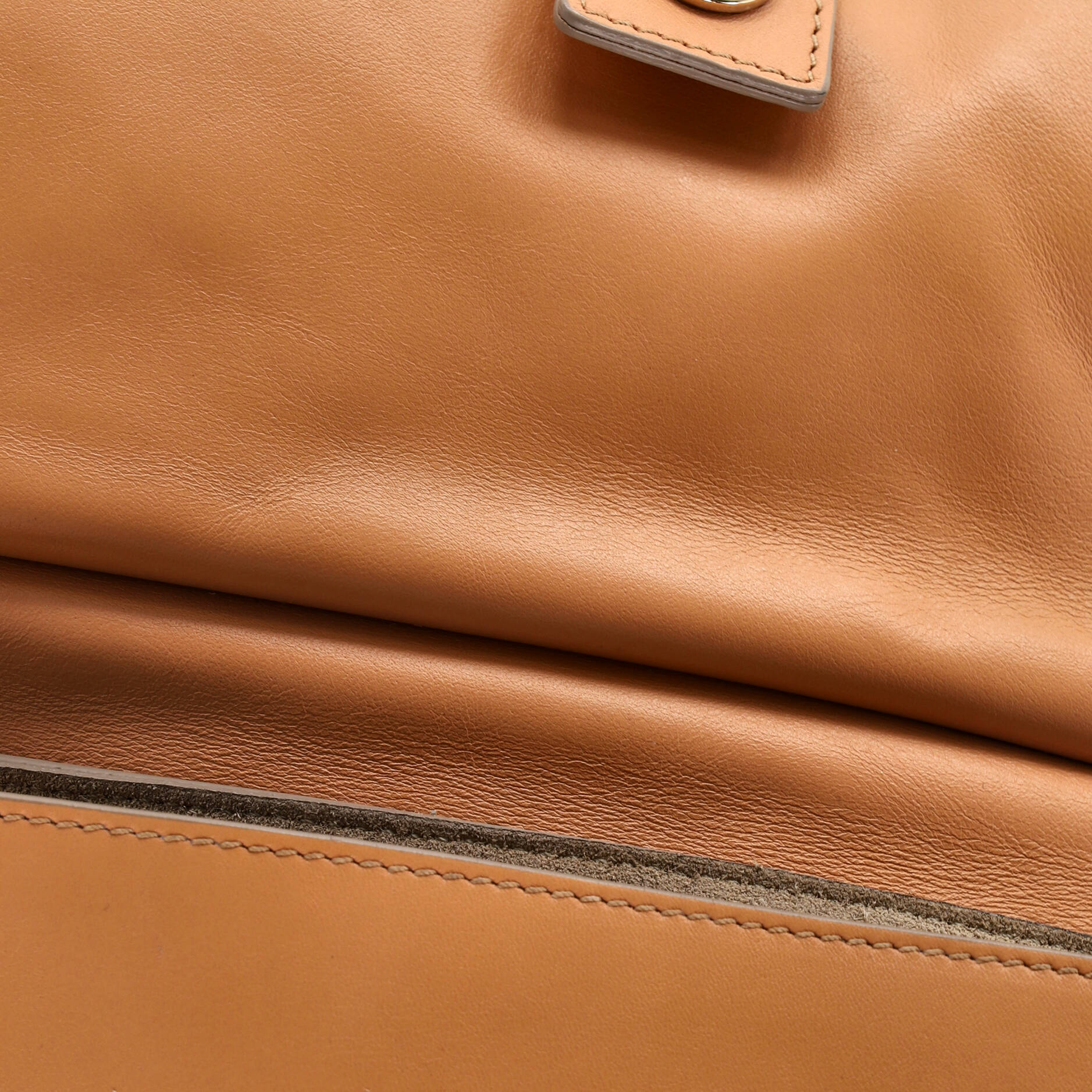 Faye Shoulder Bag Leather Medium - Image 6