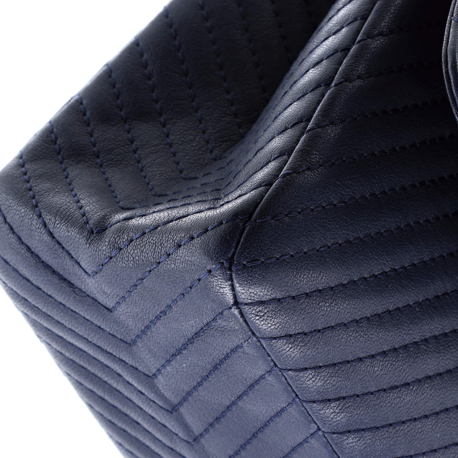 Reissue 2.55 Flap Bag Chevron Sheepskin 227 - Image 7