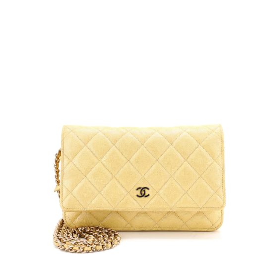 Wallet on Chain Quilted Caviar