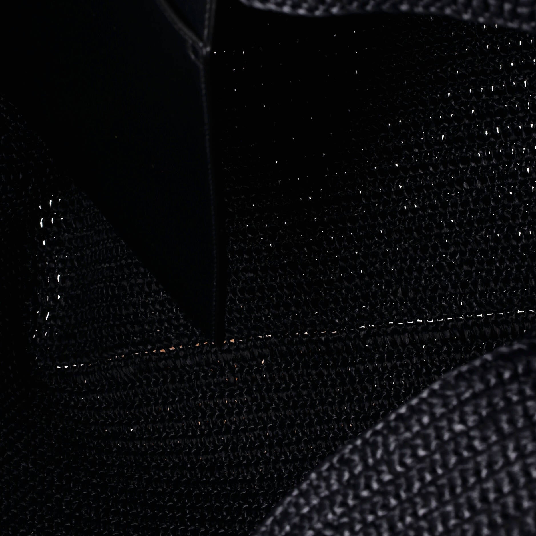 Logo Supple Tote Embroidered Raffia - Image 5