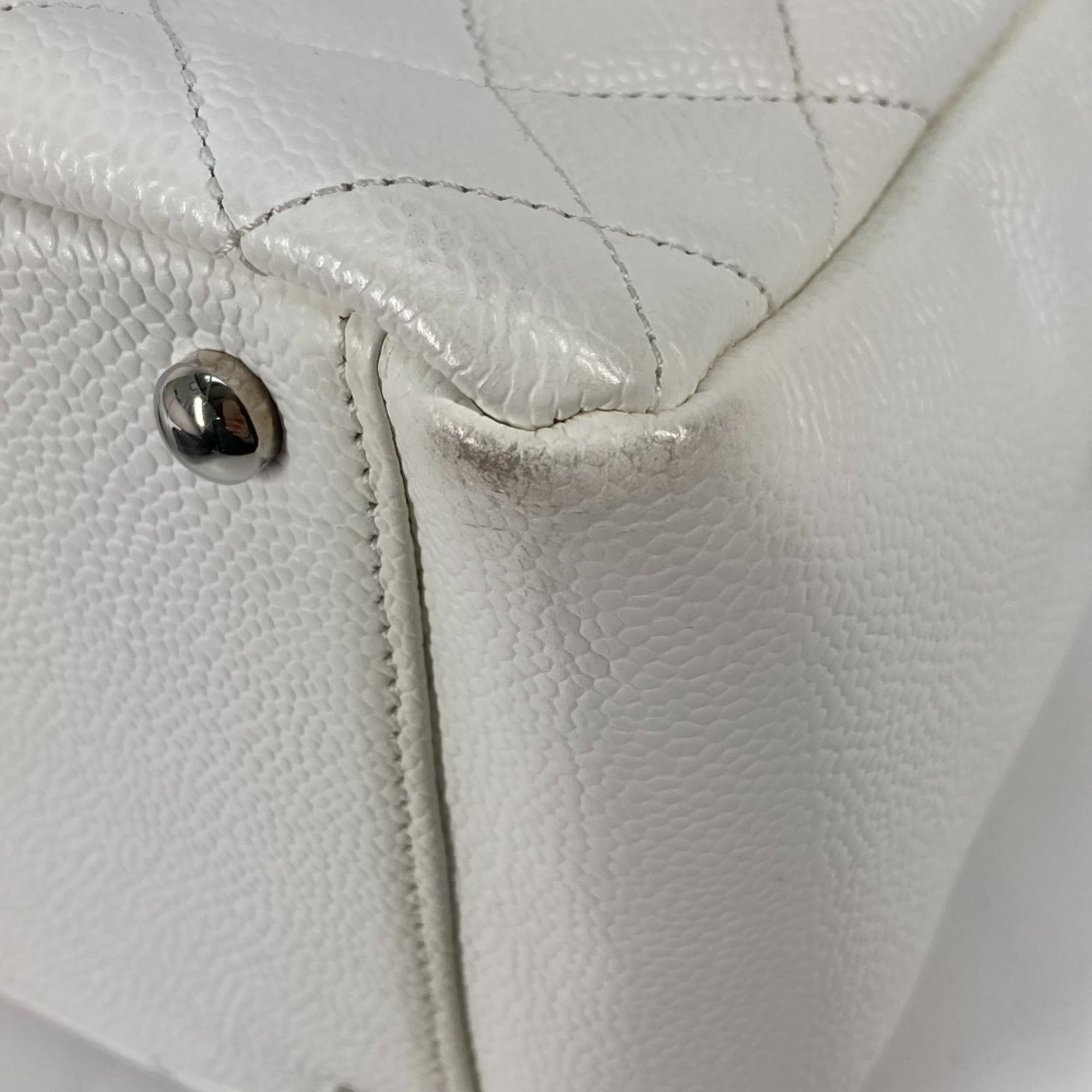 Petite Timeless Tote Quilted Calfskin - Image 5
