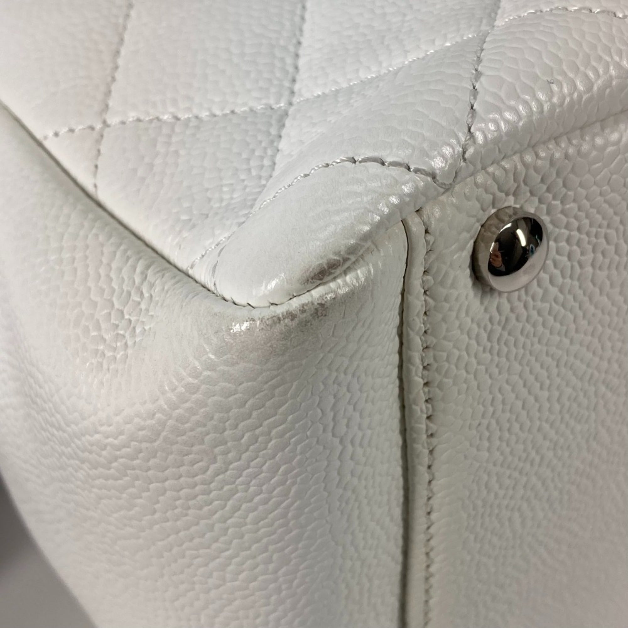 Petite Timeless Tote Quilted Calfskin - Image 6