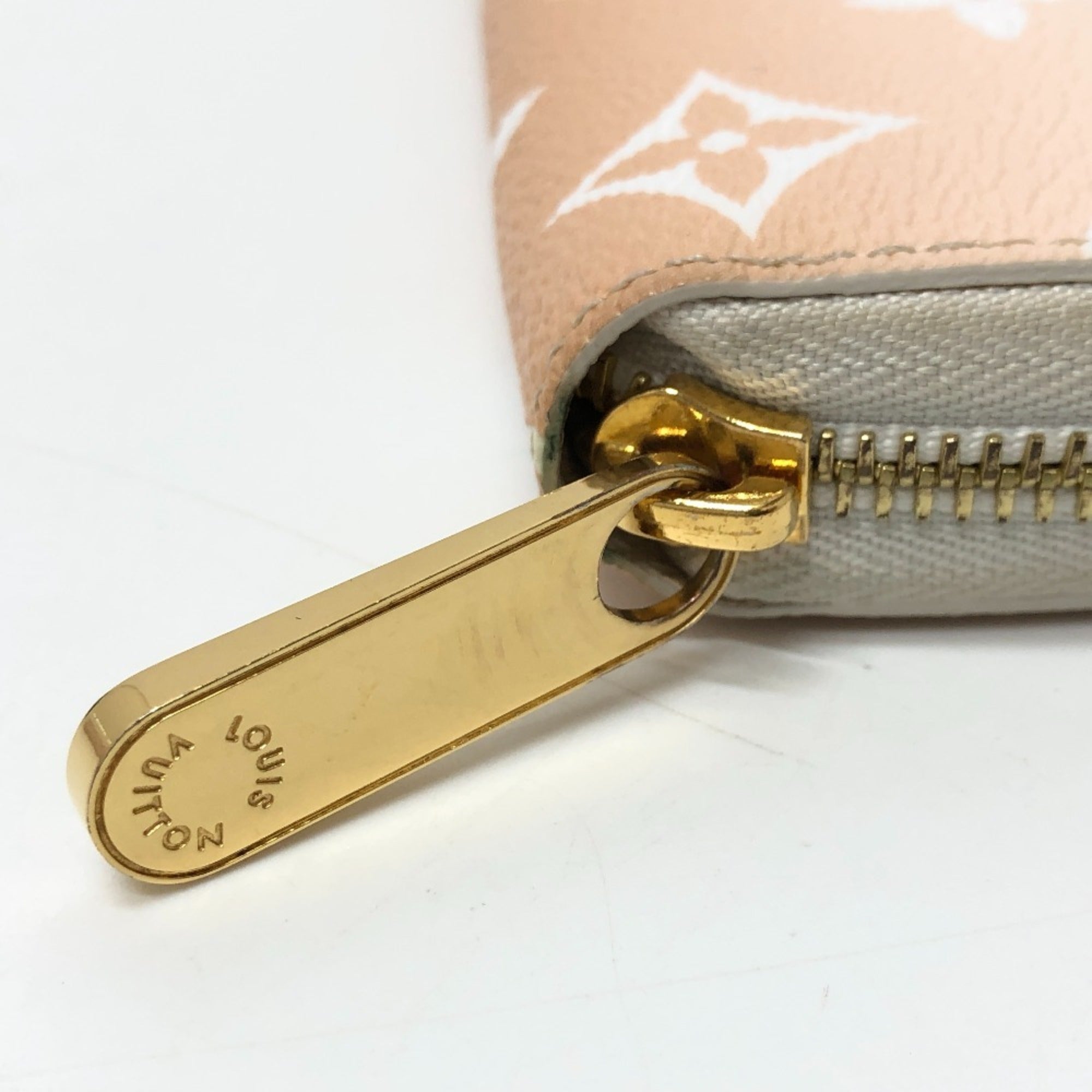 Zippy Wallet Spring in the City Monogram Empreinte Leather - Image 4