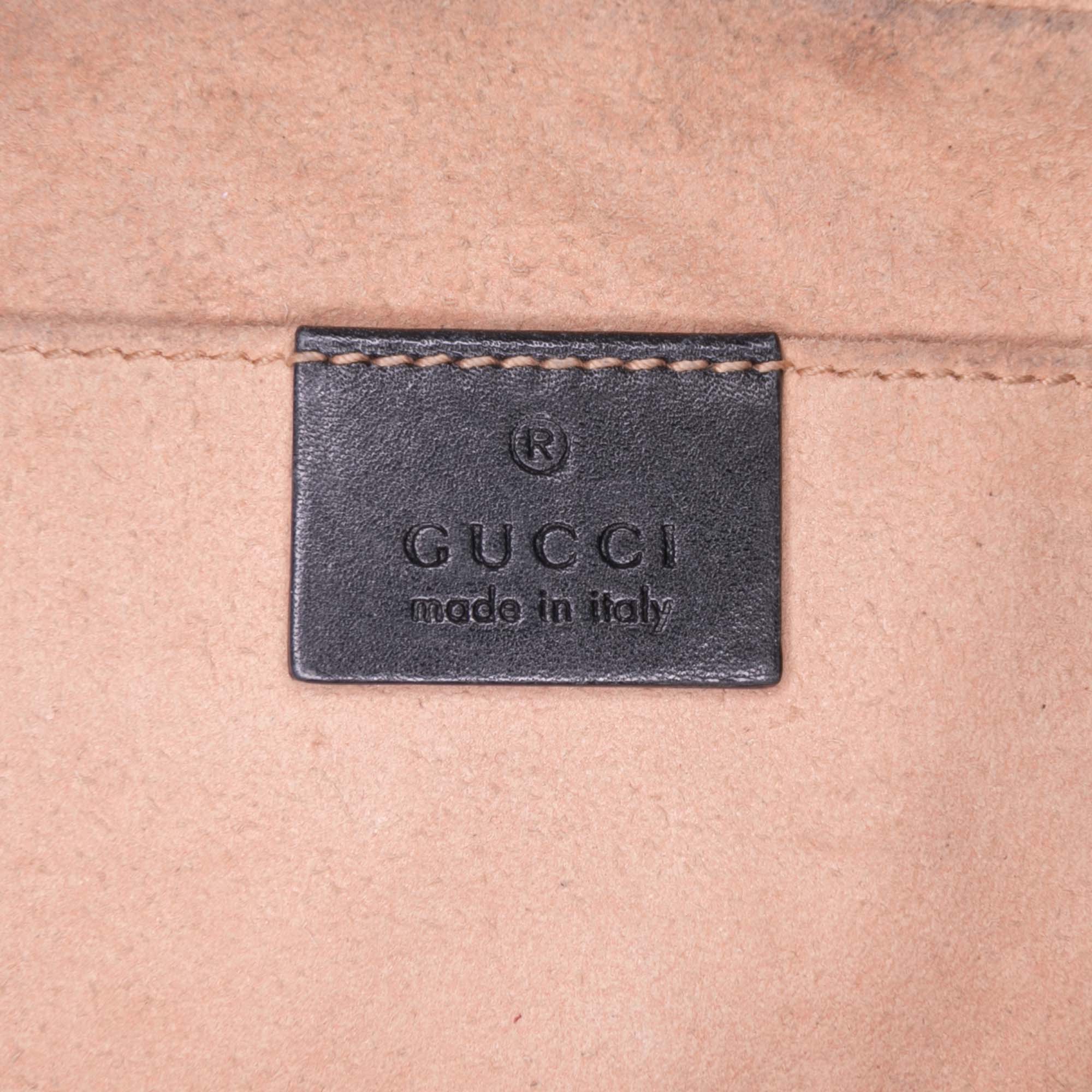 GG Marmont Shoulder Bag Matelasse Leather Small - Image 5