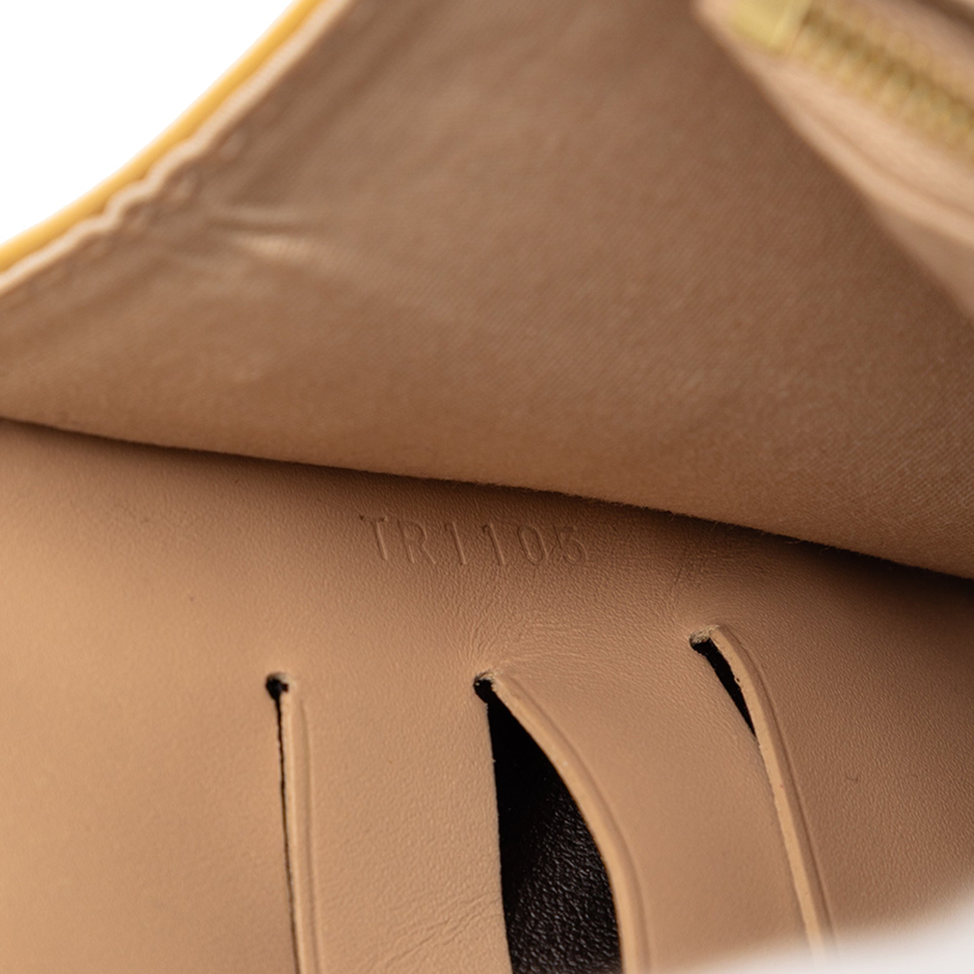 Ana Bag Monogram Vernis - Image 6